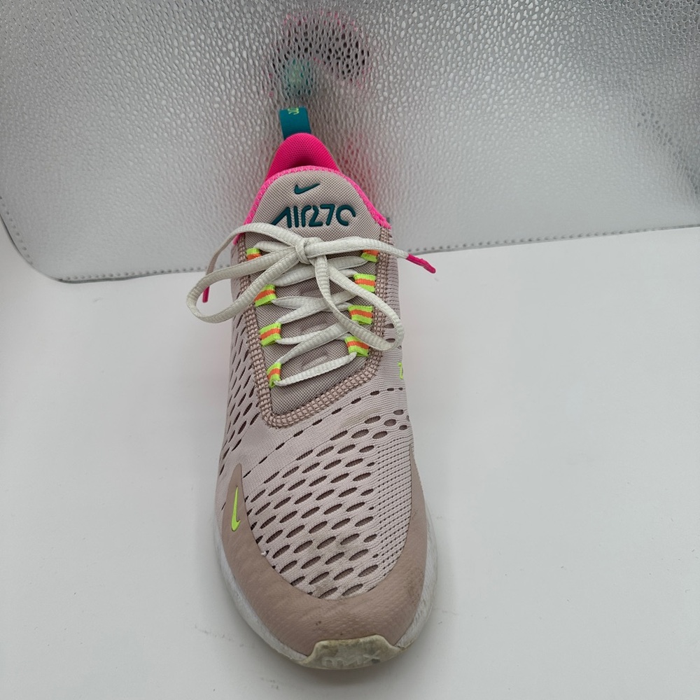 Sneakers - Picture 3 of 4